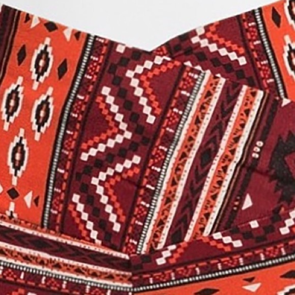 No Boundaries Cross Fold High Waist Leggings NWT - Picture 7 of 7